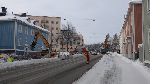 Raitiotieallianssi tekee vesijohtoverkoston liitostöitä – kiinteistössä Pirkankatu 22 vesikatko perjantaina 16.4.2021