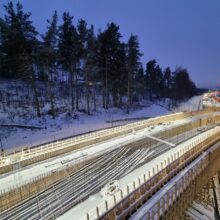 Tampereen raitiotien länsiosaa rakennetaan talven aikana kaikilla työmaalohkoilla – Näsisaaren siltatyöt tavoitteena aloittaa keväällä